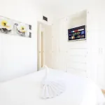 Luxury Penthouse Walk To Banus Marbella