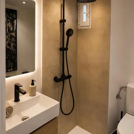 Luxury Penthouse Walk To Banus Διαμέρισμα *