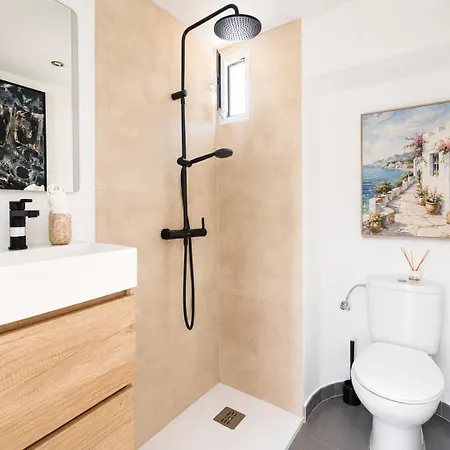 Luxury Penthouse Walk To Banus شقة