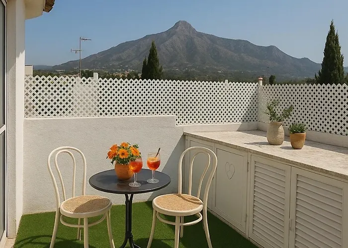 Luxury Penthouse Walk To Banus *