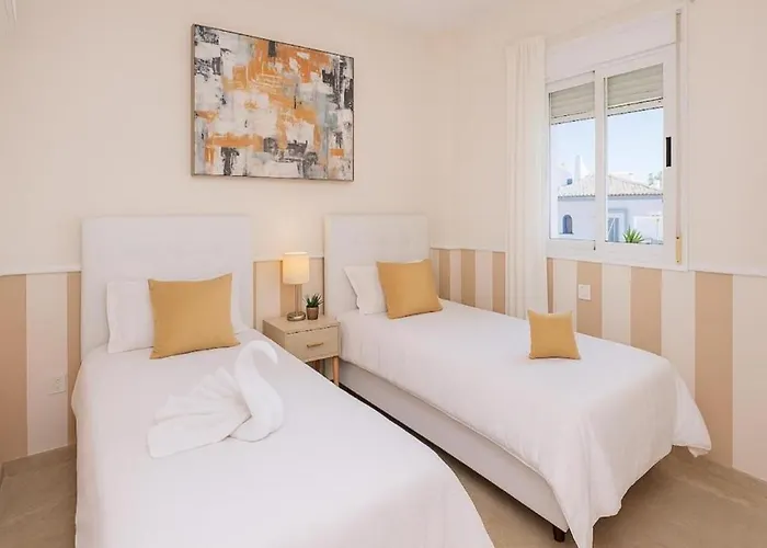 Apartment Luxury Penthouse Walk To Banus *